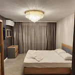 Апартаменти Sevi *