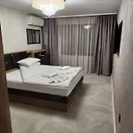 Апартаменти Sevi *
